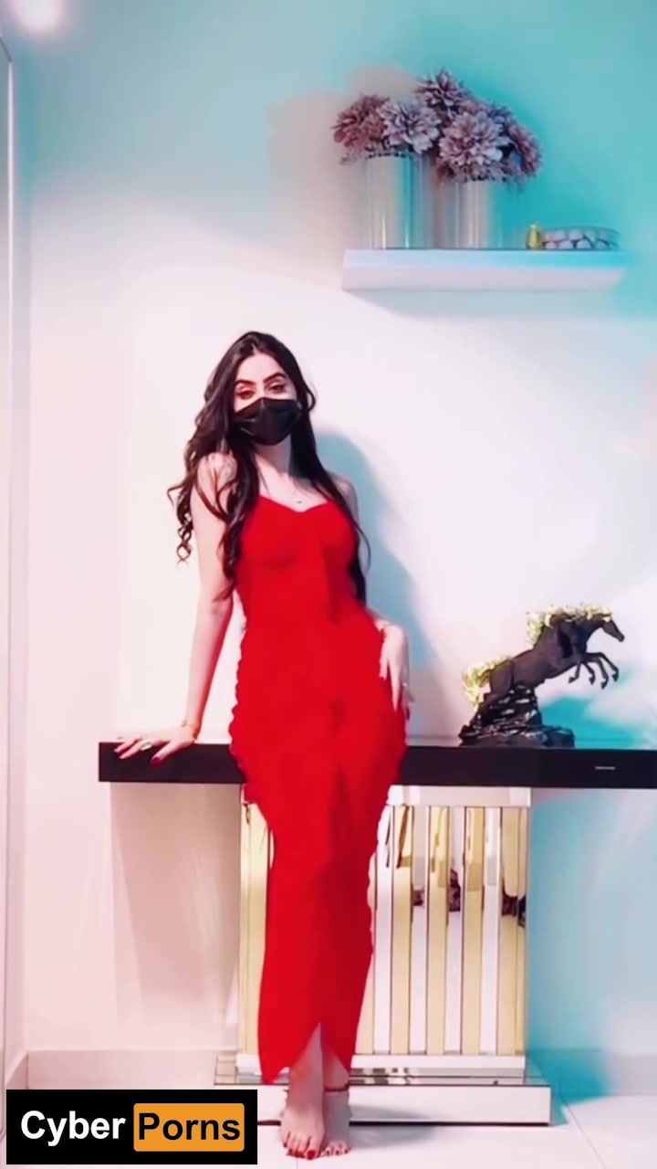 TikToker Isha Rana – Beautiful angel shows off her body!!