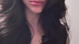 PrincessFromBabylon Onlyfans showing off her huge breasts!!!