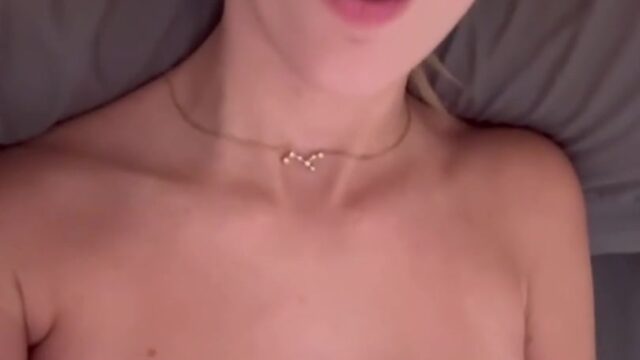 Elsa Bellucci Undresses Shows Off Her Body And Masturbates