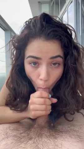 Jellybeanbrains Aka Jameliz Has Sex With Her BF On A Balcony