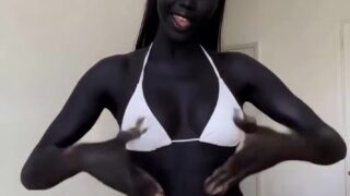 Kia Tyller – Tell Me Which Girl Can Be Hotter Than Her